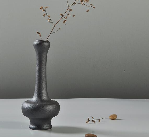 現代のファッションパーソナリティ特殊型セラミック黒花瓶