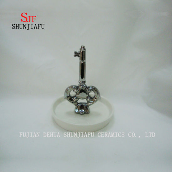 クリエイティブスタイルジュエリーディスプレイネックレスイヤリングブレスレットホルダーオーガナイザーラックタワーゴールド