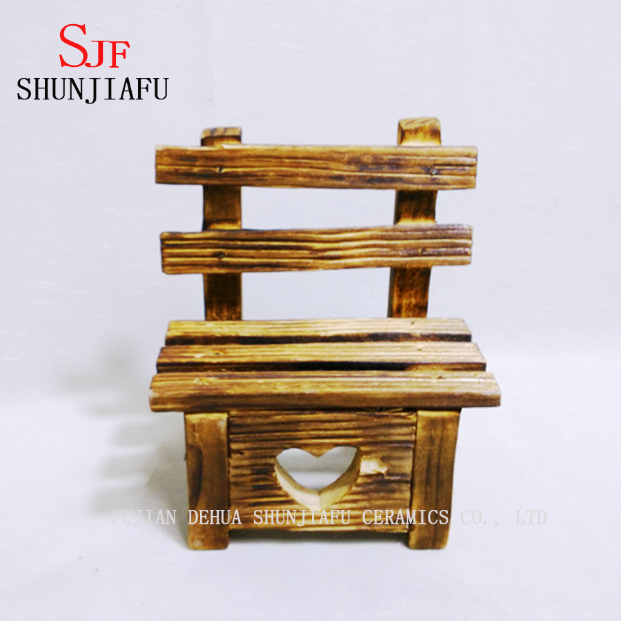 クリエイティブな木製プランター多肉植物用の小さな木製プランター