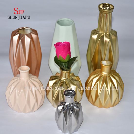 モダンなミニマリストのリビングルーム装飾VAS、電気めっき花瓶