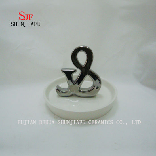 クリエイティブスタイルジュエリーディスプレイネックレスイヤリングブレスレットホルダーオーガナイザーラックタワーゴールド