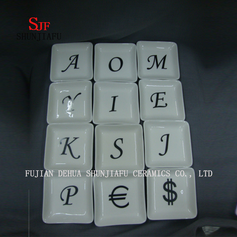 4ピース&セラミッククリスマス料理前菜プレート磁器ソーサーボウル食器（円形）