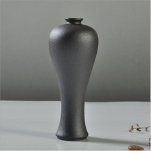 現代のファッションパーソナリティ特殊型セラミック黒花瓶