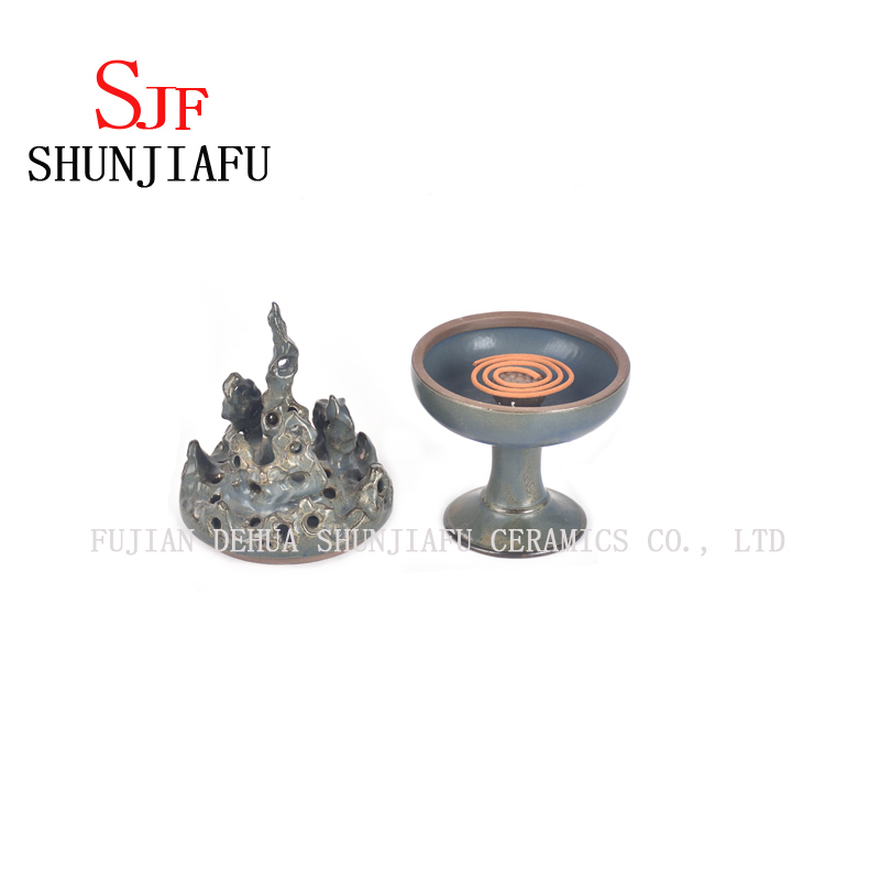 ユニークな三脚型セラミック香炉