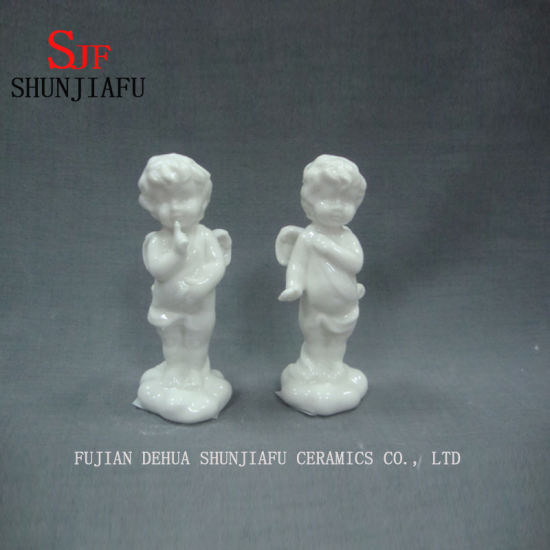 かわいいキューピッドの矢のケルビムが1つの祈りのセラミックデザイン