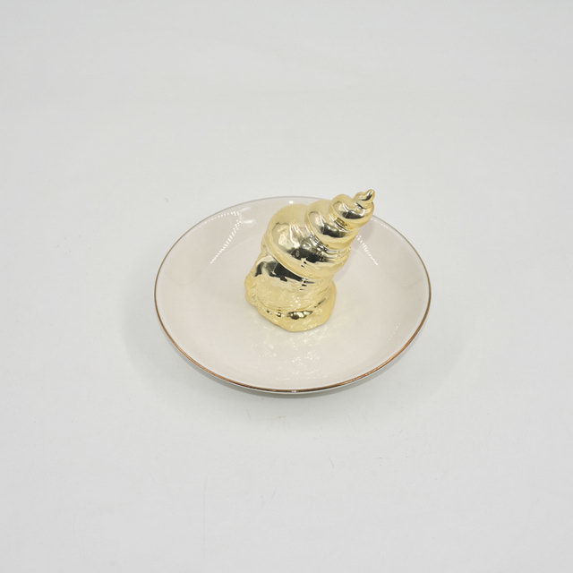 ファッショナブルなスタイルの家の装飾のギフトジュエリーディスプレイトレイウェディングギフトセラミックリングホルダーカスタム小物トレイ