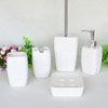 手作りの工芸品セット4つのホテルの家族の使用の浴室の衛生付属品の浴室の付属品の陶磁器の浴室セット